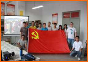 js33333金沙线路检测优秀党员合影