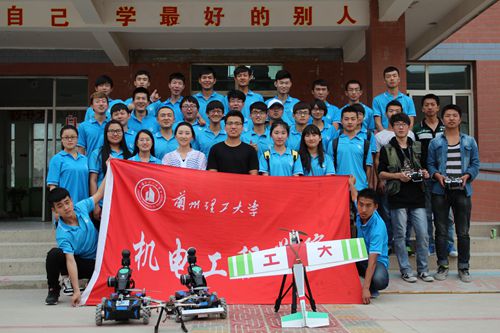 举行2015年暑期“三下乡”社会实践活动